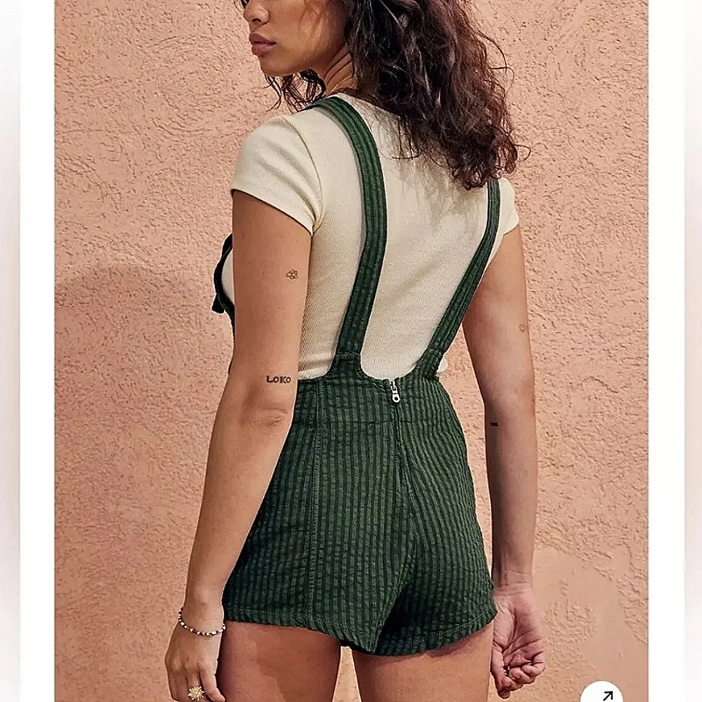Urban Outfitters Dark Green Quilted Short Overalls